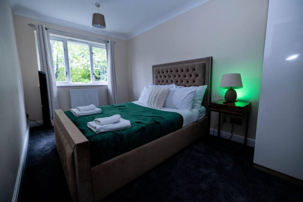 3 Bedrooms House-Sofabed-Parking-Bbqstove-Garden London Ngoại thất bức ảnh